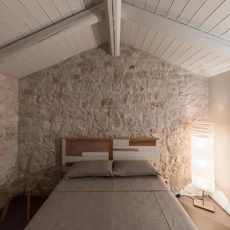 Helloapulia - Trulli Emilie